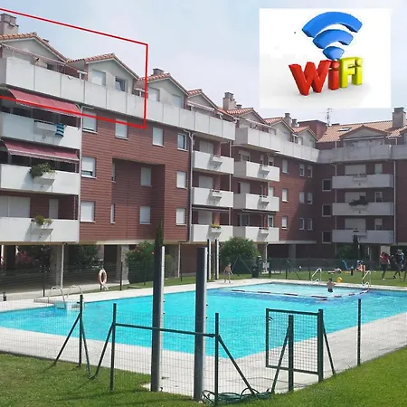 Апартаменты Atico 100m Con Terraza Y Piscina