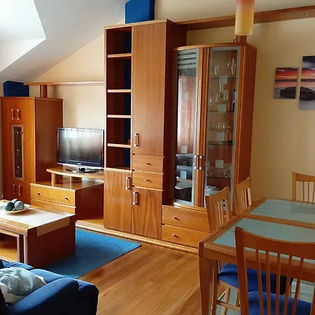 Апартаменты Atico 100m Con Terraza Y Piscina