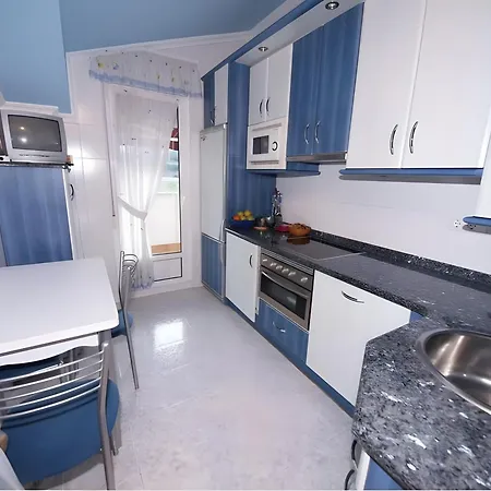 Atico 100m Con Terraza Y Piscina Кастро-Урдиалес