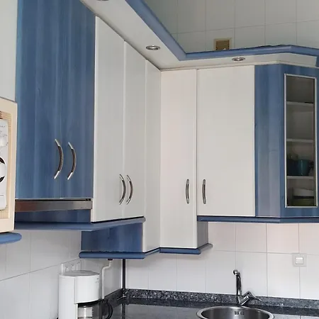 Апартаменты Atico 100m Con Terraza Y Piscina